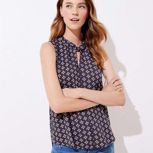 NEW LOFT dark gray sleeveless patterned blouse S